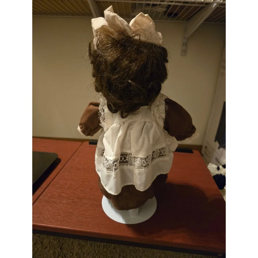 Vintage Porcelain Doll Brown Dress White Lace Pinafore Apron Brunette with Stand